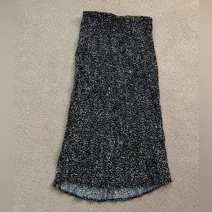 Black and white midi skirt
